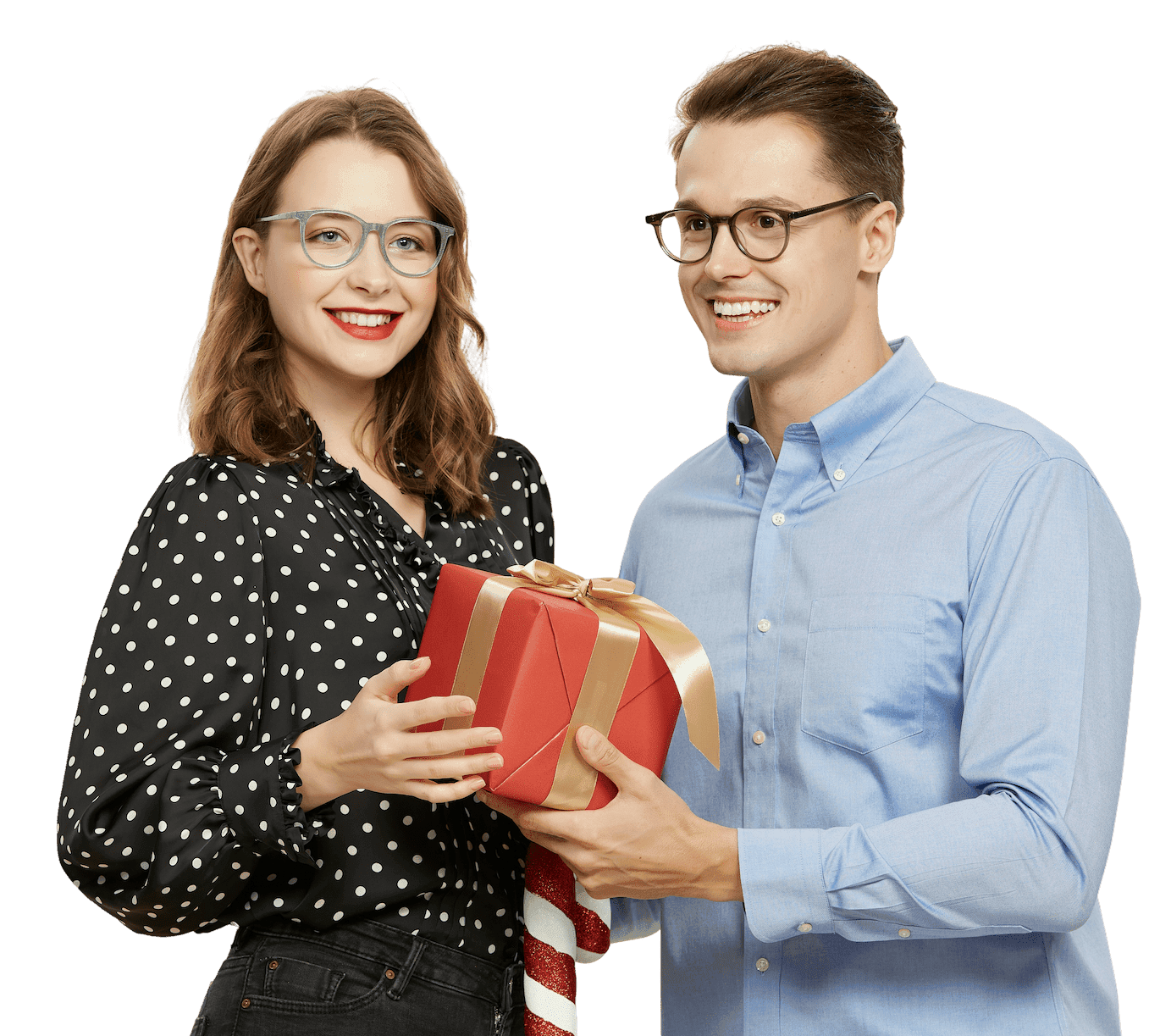Happy Swiss couple with gift representing financial transparency and smart financial decisions with GetRates.ch